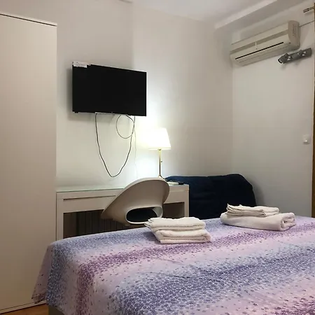 Double With Bathroom, Close, Kitchen Use