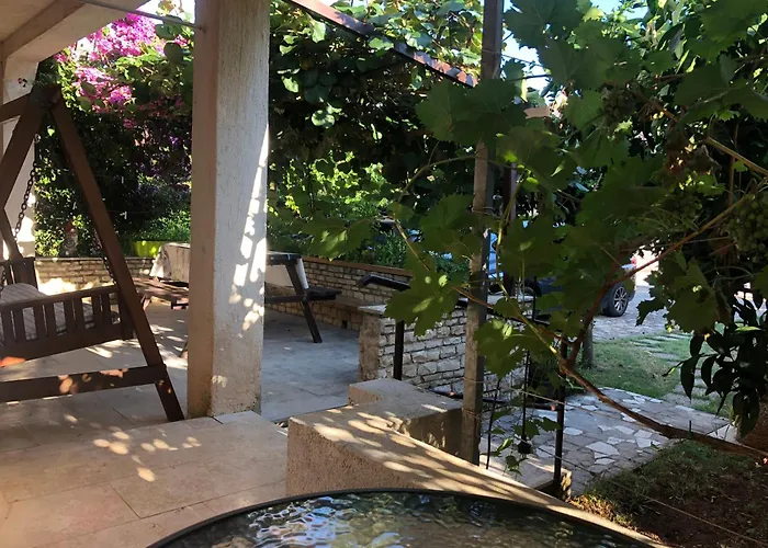 Gostinjska kuća Double With Bathroom, Close, Kitchen Use