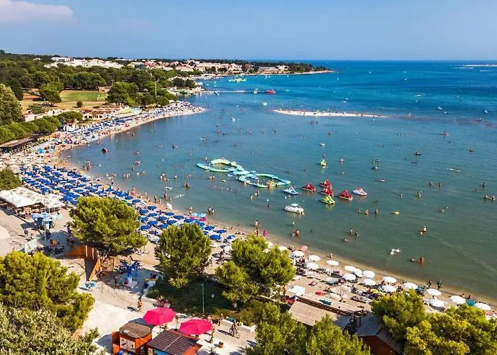 Gostinjska kuća Double With Bathroom, Close, Kitchen Use Medulin